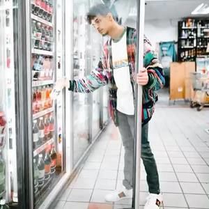 Meet your Posher, Vic